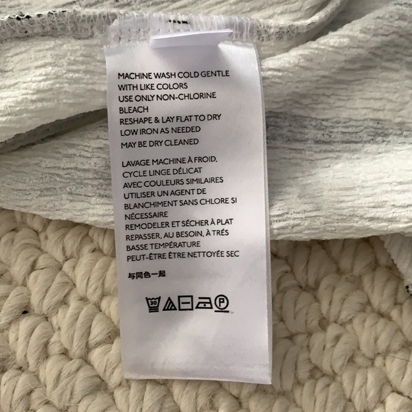 🖤🤍Anthropologie white with black striped top - Picture 4 of 5